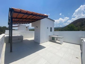 CASA EN AHUATEPEC