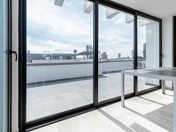 CASA EN VENTA NUEVA EN FRACCIONAMIENTO BOSQUES DE ZAVALETA