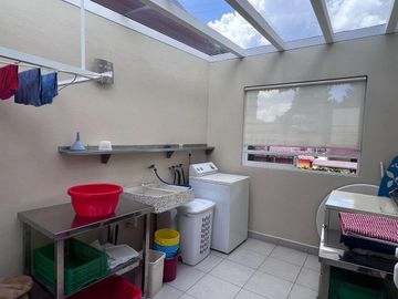 Venta de casa Club de Golf San Carlos, Metepec, NEGOCIABLE