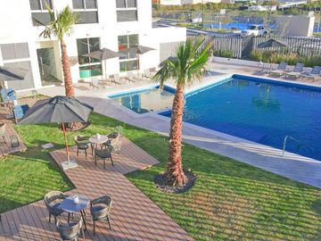 Departamento a estrenar en Venta en el Refugio con Amenidades de Lujo
