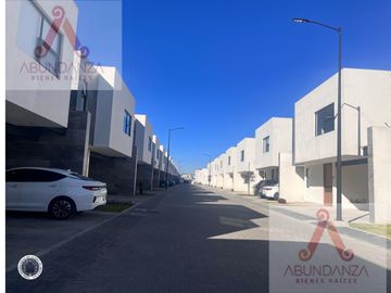 RESIDENCIAL ZIRANDA METEPEC EN VENTA