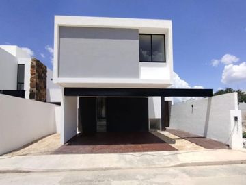 Casa en Praderas de mayab, 3 Rec. y alberca