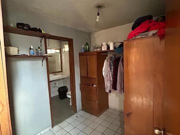 Casa en venta para remodelacion cercana a Plaza del Sol