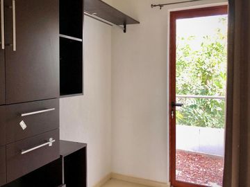 CASA EN VENTA O RENTA EN FRACC.  HACIENDA DEL ORO,  SAN AGUSTIN