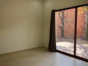 CASA EN VENTA O RENTA EN FRACC.  HACIENDA DEL ORO,  SAN AGUSTIN