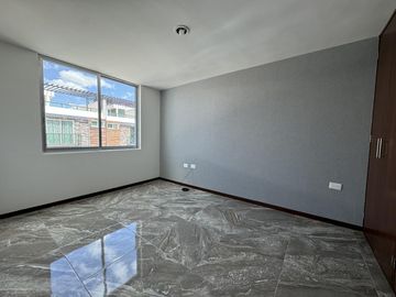 CASA EN VENTA EN JARDINES DE SANTIAGO, PUEBLA, CERCA A CU BUAP