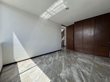 CASA EN VENTA EN JARDINES DE SANTIAGO, PUEBLA, CERCA A CU BUAP