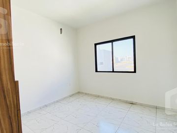 Casa - Fraccionamiento Lomas de la Rioja