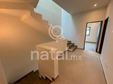 CASA VENTA cerca avenida concordia ESTANCIAS VALLE DE PLATA