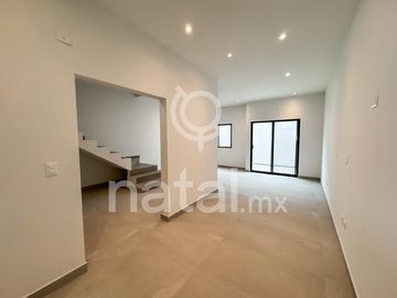CASA VENTA cerca avenida concordia ESTANCIAS VALLE DE PLATA