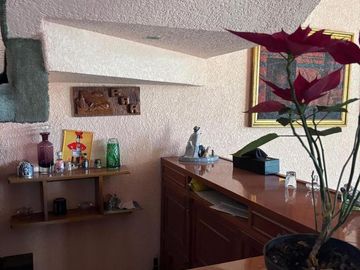 VENTA DE CASA EN FRACCIONAMIENTO PARA REMODELAR
