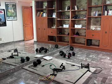 VENTA DE CASA EN FRACCIONAMIENTO PARA REMODELAR