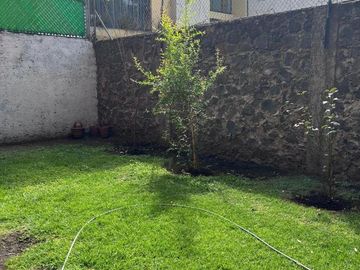 VENTA DE CASA EN FRACCIONAMIENTO PARA REMODELAR