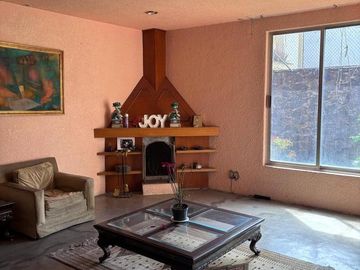 VENTA DE CASA EN FRACCIONAMIENTO PARA REMODELAR