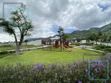 CASA EN VENTA PEDREGAL DE LA MONTAÑA ZONA CARRETERA NACIONAL MONTERREY