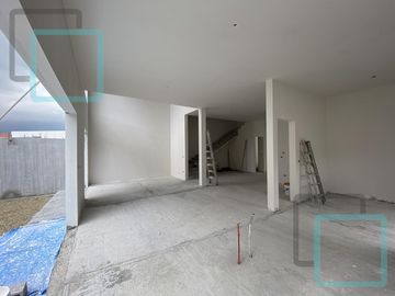 CASA EN VENTA PEDREGAL DE LA MONTAÑA ZONA CARRETERA NACIONAL MONTERREY