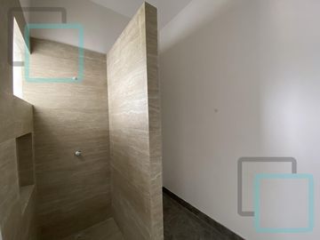 CASA EN VENTA PEDREGAL DE LA MONTAÑA ZONA CARRETERA NACIONAL MONTERREY