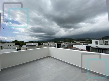 CASA EN VENTA PEDREGAL DE LA MONTAÑA ZONA CARRETERA NACIONAL MONTERREY