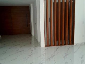 Venta Casa En Residencial RIO, Cancun Q. Roo