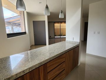Casa en  Venta en Altozano Puerta del Sol  Fraccionamiento privado
