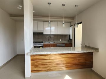 Casa en  Venta en Altozano Puerta del Sol  Fraccionamiento privado