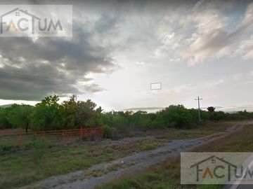 TERRENO EN VENTA CARRETERA MONTERREY-COLOMBIA, SALINAS VICTORIA