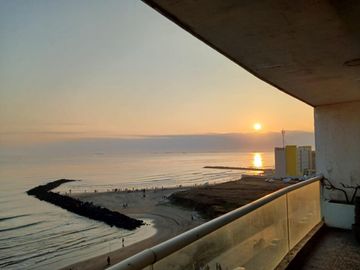 Departamento en VENTA de 287 m2 con vista al mar, sobre Blvd. Avila Camacho