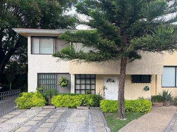 Excelente casa en venta el Calacoaya