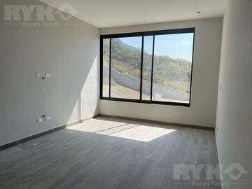 Casa - Fraccionamiento Aires del Vergel