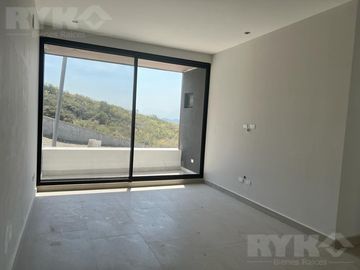 Casa - Fraccionamiento Aires del Vergel