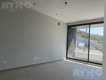 Casa - Fraccionamiento Aires del Vergel