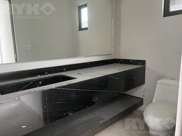 Casa - Fraccionamiento Aires del Vergel