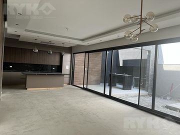 Casa - Fraccionamiento Aires del Vergel