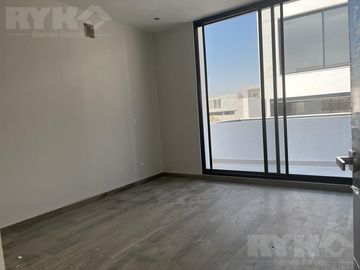 Casa - Fraccionamiento Aires del Vergel