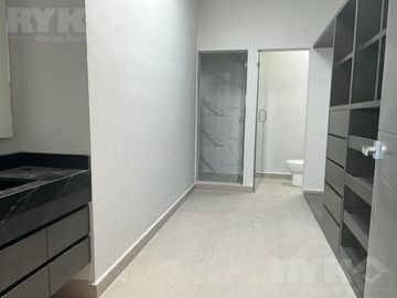 Casa - Fraccionamiento Aires del Vergel