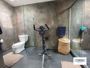 Magnífica residencia de lujo en Rancho San Francisco.