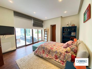 Magnífica residencia de lujo en Rancho San Francisco.