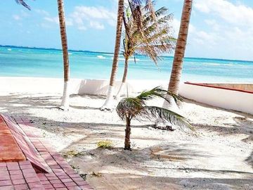 CASA FRENTE AL MAR EN RIVIERA MAYA PUERTO MORELOS
