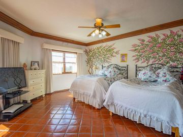 CASA EN VENTA FRACCIONAMIENTO TABACHINES