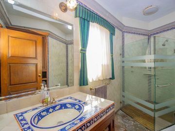 CASA EN VENTA FRACCIONAMIENTO TABACHINES