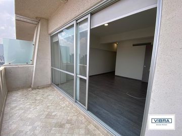 ¡Con Terraza! La mejor opción de la zona.
