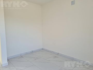 Casa en García, zona de Dominio Cumbres