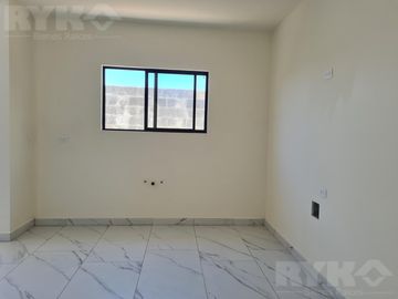 Casa en García, zona de Dominio Cumbres