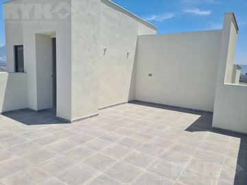 Casa en García, zona de Dominio Cumbres
