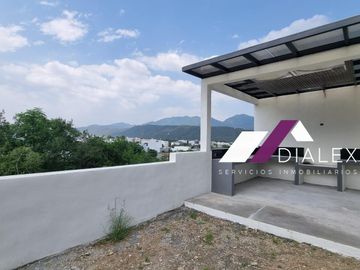 Fraccionamiento Alamosur -CARRETERA NACIONAL- Casa VENTA Santiago 330 m2, Nuevo León