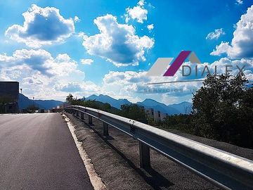 Fraccionamiento Alamosur -CARRETERA NACIONAL- Casa VENTA Santiago 330 m2, Nuevo León