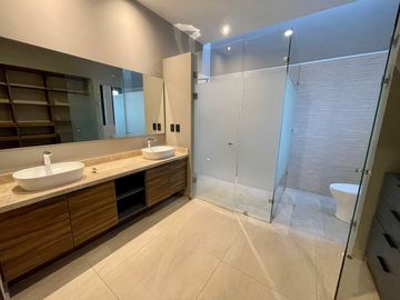 Oportunidad Casa en Venta en Campanario Norte con Roof y Terrreno excedente