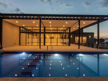 Oportunidad Casa en Venta en Campanario Norte con Roof y Terrreno excedente