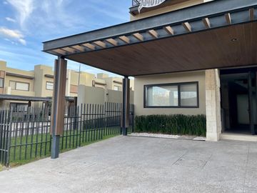 Oportunidad Casa en Venta en Campanario Norte con Roof y Terrreno excedente
