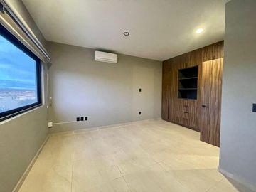 Oportunidad Casa en Venta en Campanario Norte con Roof y Terrreno excedente